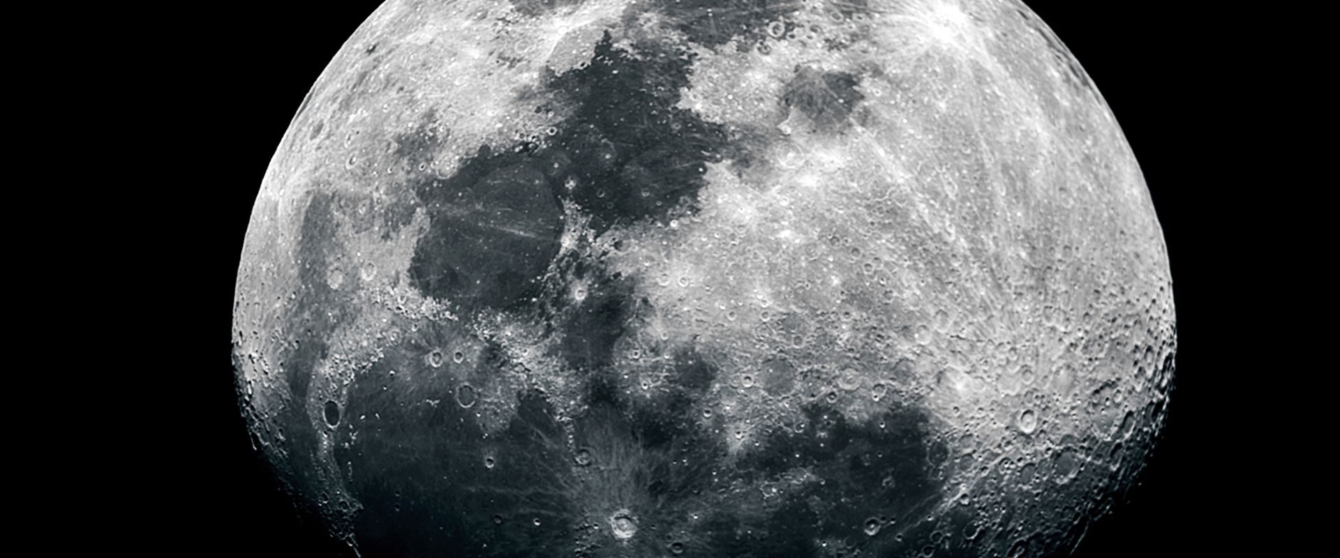 Oamenii de știință au găsit locul unde s-ar fi ascuns apa pe Lună