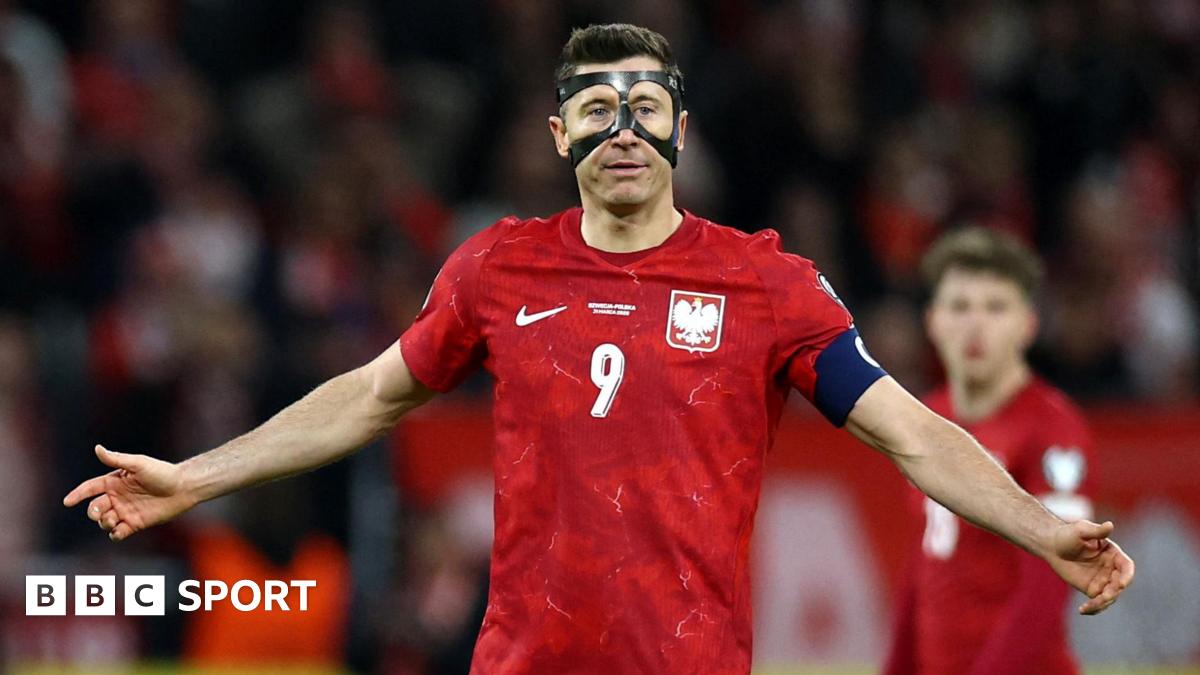 Lewandowski, marele atacant polonez, ratează Cupa Mondială din 2026 Robert Lewandowski, unul dintre cei mai mari atacanți din ultimii 15 ani, nu va participa la Cupa Mondială din 2026, care va avea loc în Canada, Statele Unite și Mexic