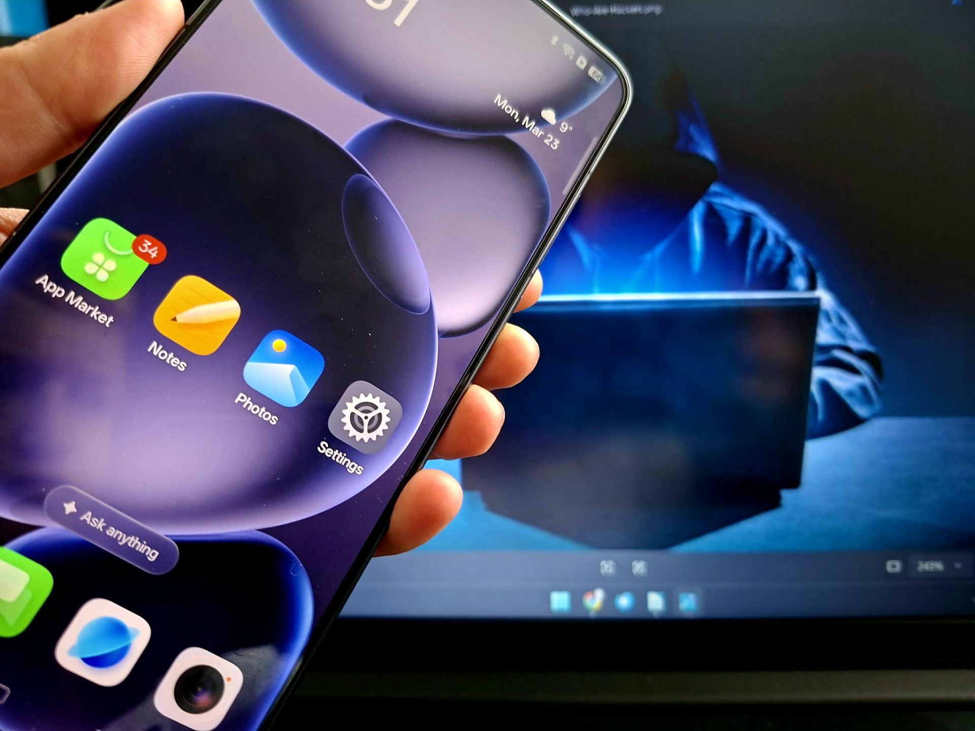 Telefoanele mobile, omniprezente în viețile noastre, pot deveni o sursă majoră de vulnerabilitate