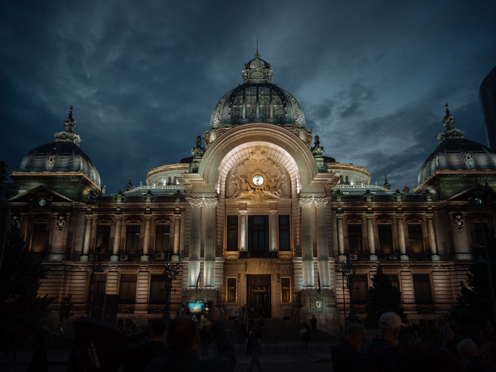 Bolojan și PSD, despre listarea companiilor de stat: Ce spun liderii politici