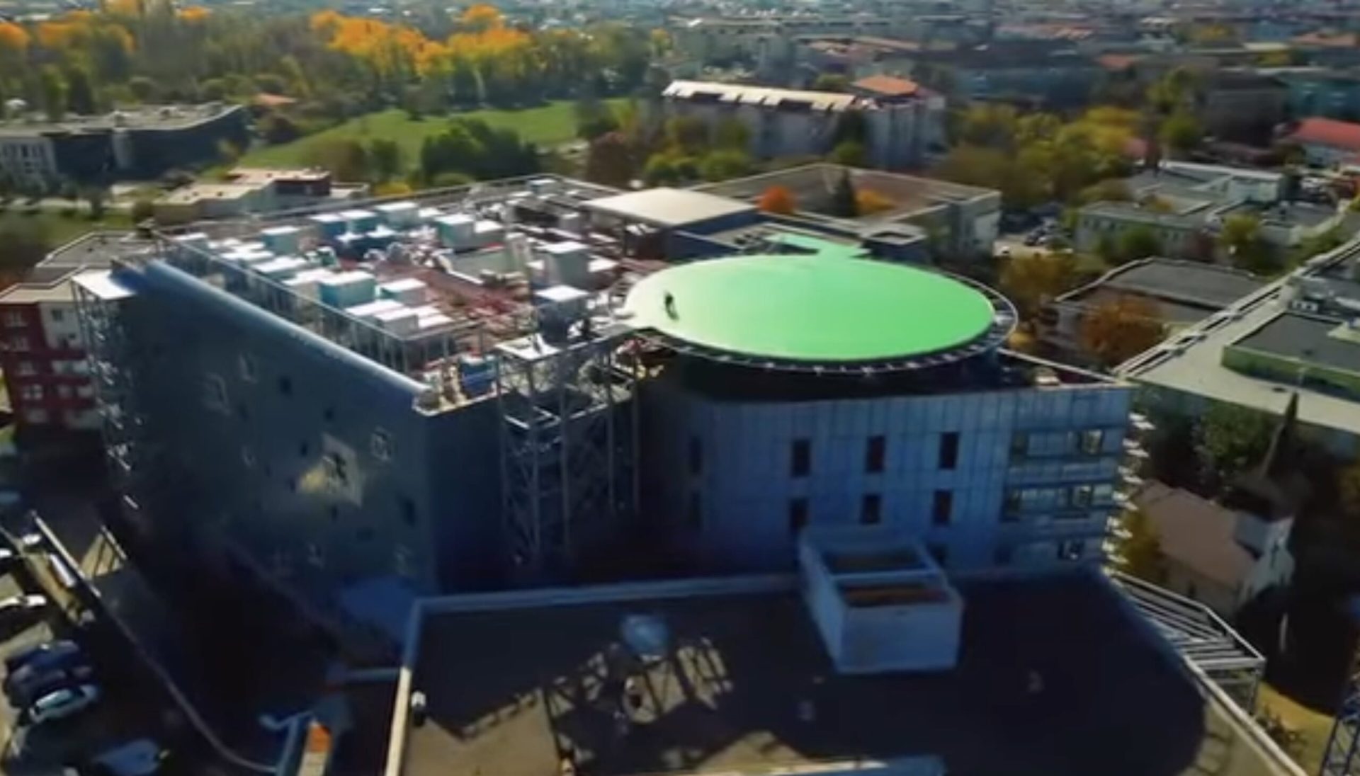 Nicușor Dan vizitează Centrul de mari arși de la Timișoara, primul finalizat după Revoluție Președintele Nicușor Dan va face o vizită la Timișoara marți, începând cu ora 11:00, pentru a vedea Centrul de mari arși, primul de acest fel finalizat în România după Revoluție