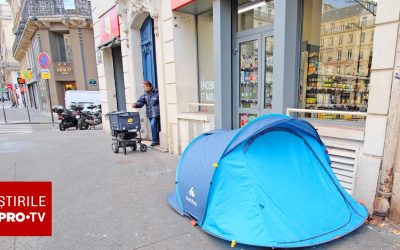 Un om al străzii a găsit un job. Doarme-n cort, dar muncește la magazinul unde cerșea