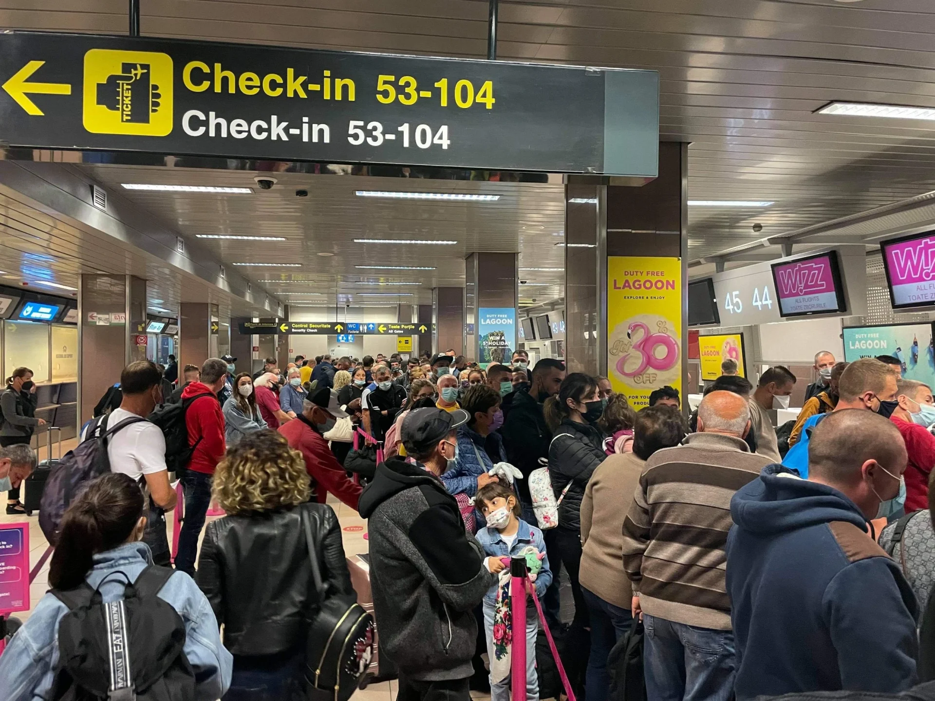 LOW-COST: Schimbare majoră la check-in, valabilă și în România