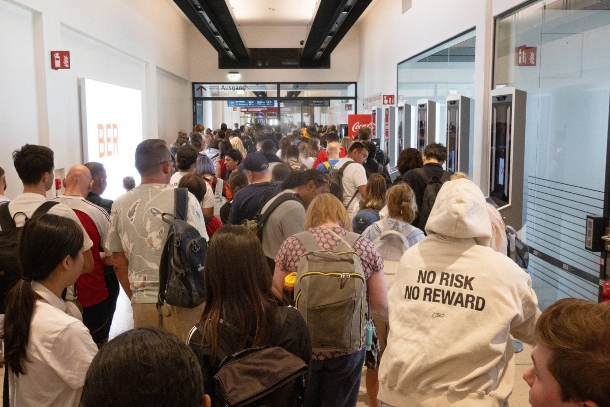 La Milano, avalanșă de leșinuri: Aproape 100 de oameni, victime ale caniculei