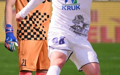 Corvinul zdrobește Chindia și merge spre Liga 1, cu program și clasament