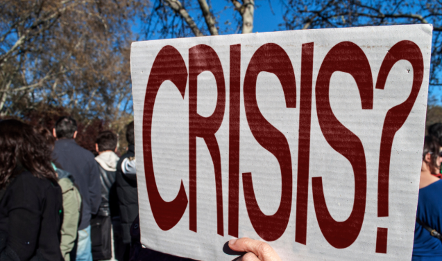 Analiștii: România, caz izolat pe piețe. Instabilitatea, scumpă pentru țară