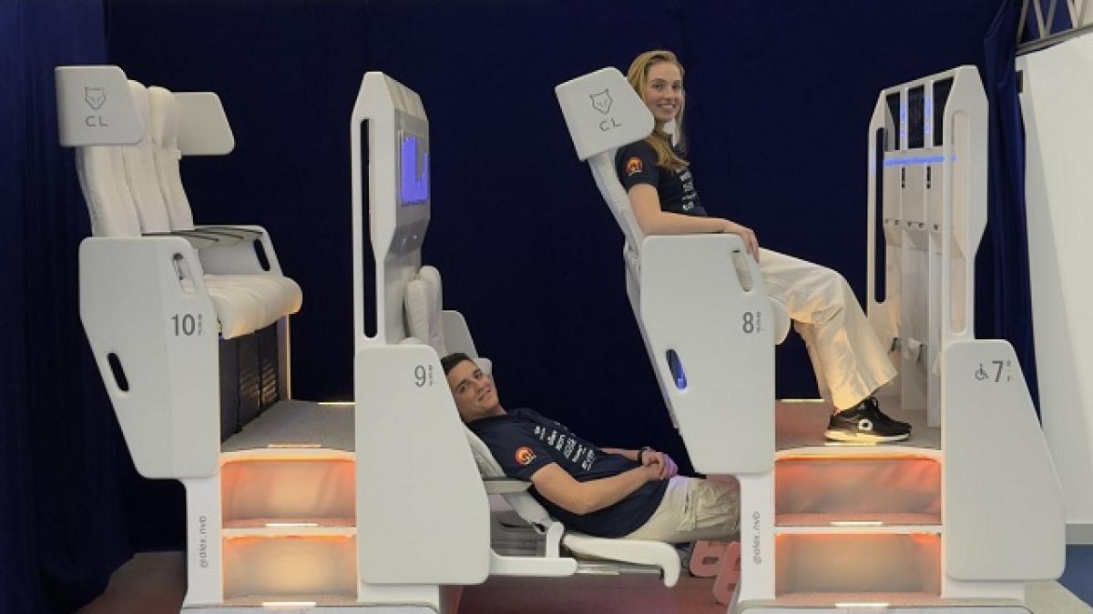 Aeronavele viitorului: Un scaun care se transformă în pat a uimit lumea