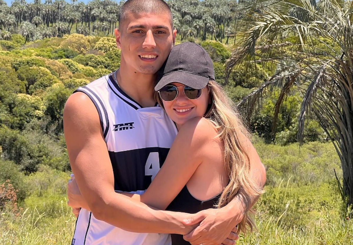 De la microfon la terenul de fotbal: O fostă prezentatoare TV alege o viață nouă în Columbia De la agitația din redacție la liniștea tropicală: celebra jurnalistă și prezentatoare TV, Francesca SIMIONESCU, a făcut o schimbare radicală în viața ei