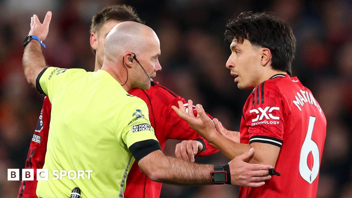 MARTINEZ, eliminat după un gest HALUCINANT la meciul cu Leeds