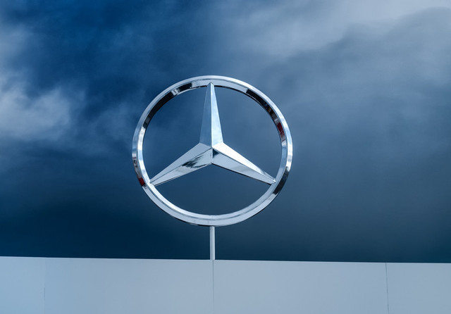 Samsung SDI lovește puternic: Acord istoric cu Mercedes-Benz pentru baterii electrice