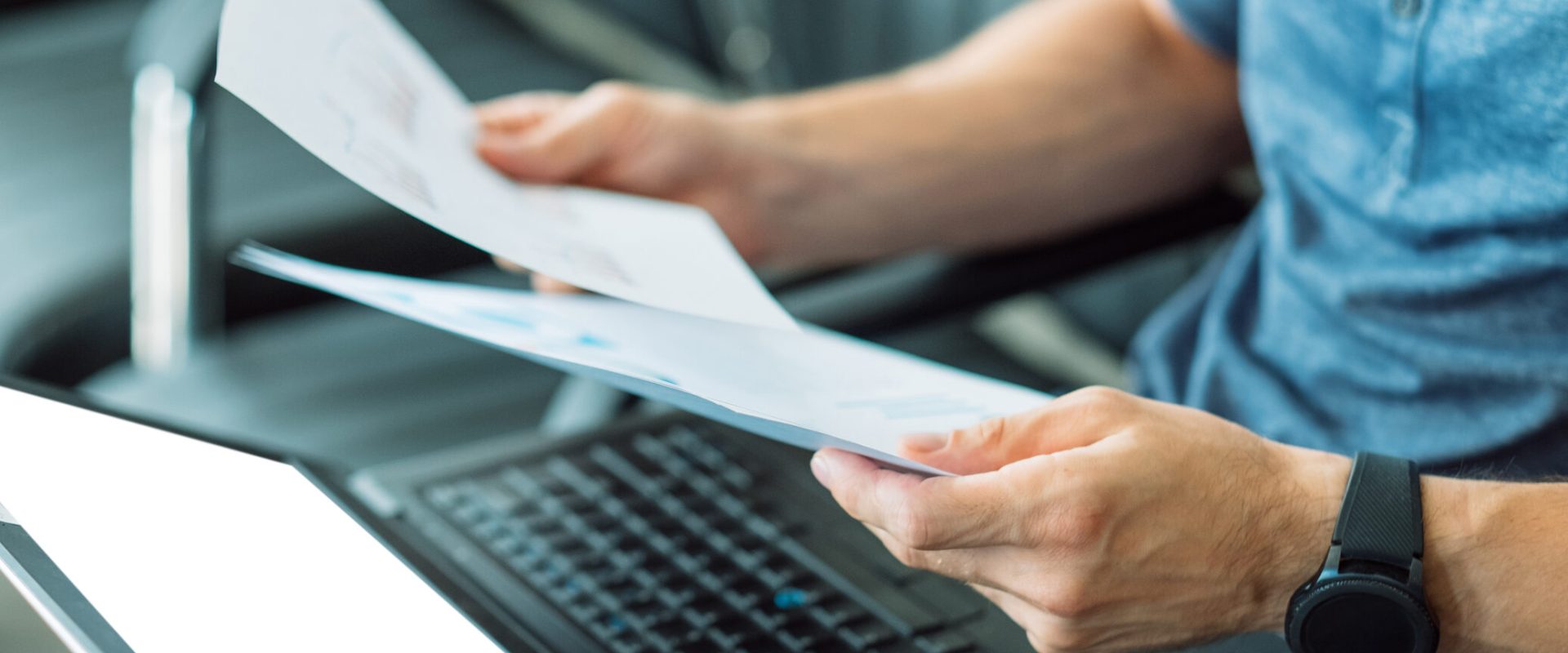 Șoferi amendați după ce au vândut mașina: Ce faci URGENT să eviți problemele!