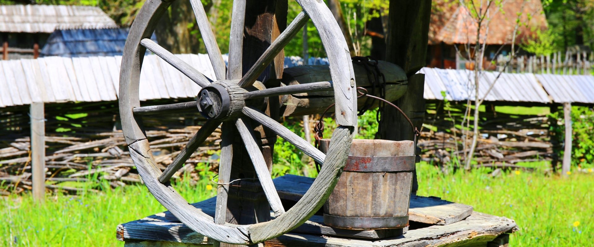 Locuințele fără apă, canalizare sau gaze, scutite de impozit