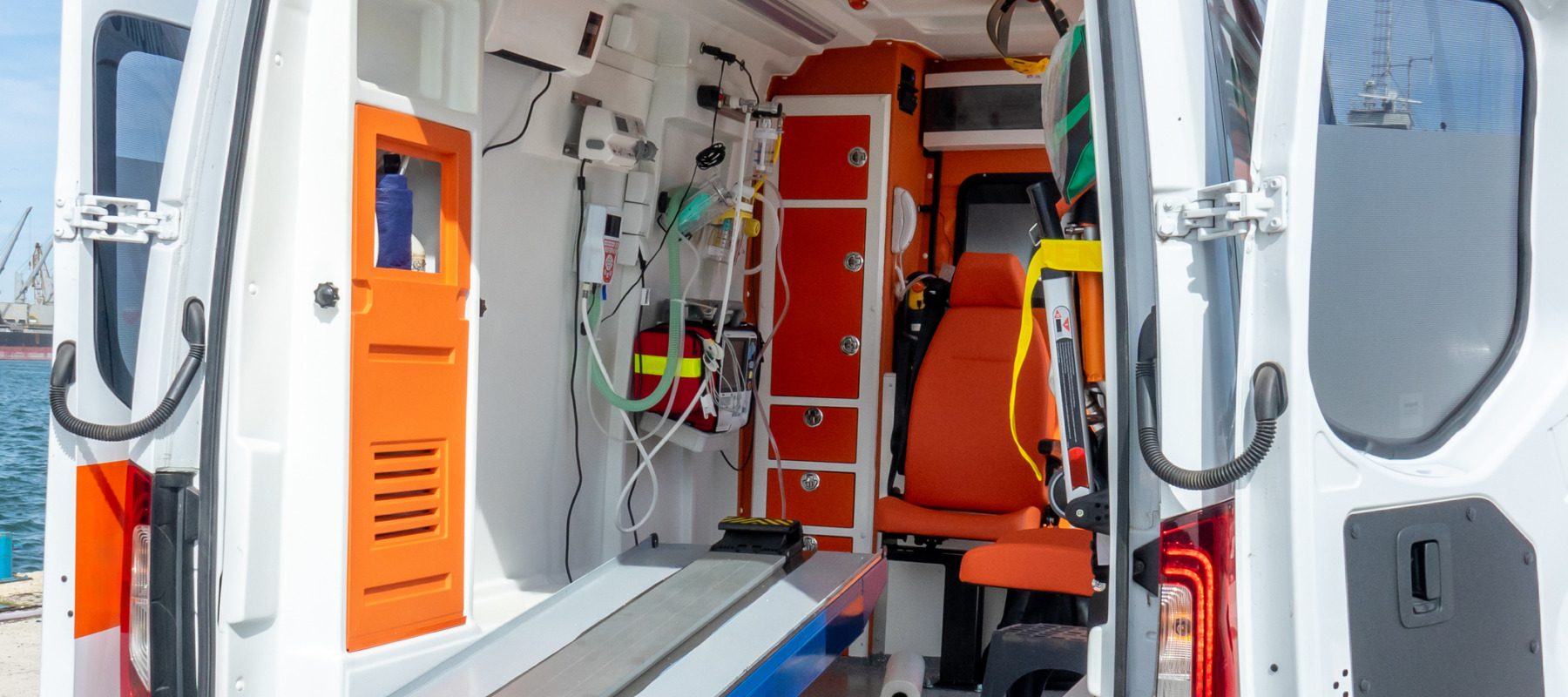 Ambulanțe Constanța: Peste un sfert, blocate zilnic în service. 11 autospeciale, peste 1 milion km