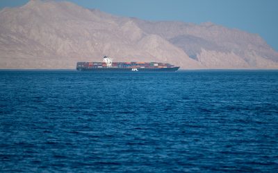 Iranul sfidează blocaDA SUA în Strâmtoarea Ormuz: Noi metode de trafic maritim