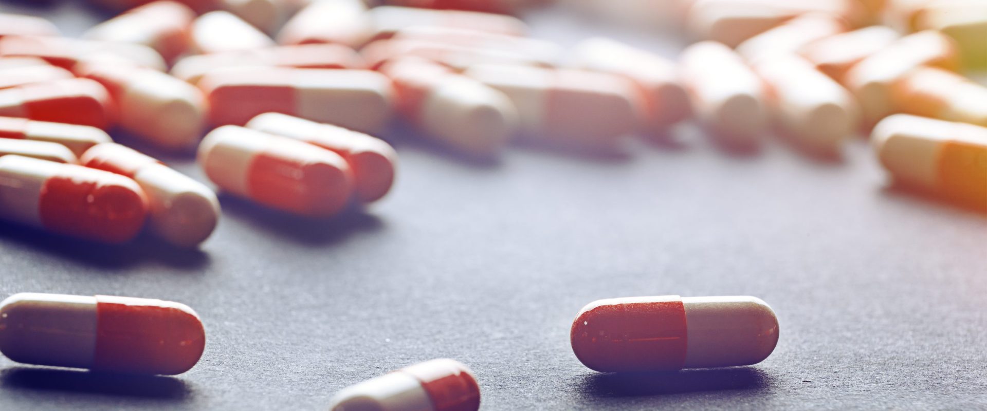 Afaceri de 22 milioane lei cu probleme la Institutul Oncologic