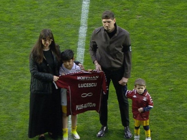 Lucescu, omagiat la Rapid: Super spectacol în Giulești la meciul cu FC Argeș