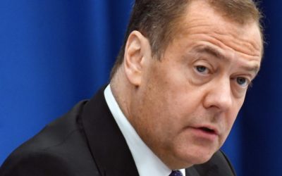 Medvedev, numit redactor-șef: Ce vrea Kremlinul cu noile manuale școlare rusești?
