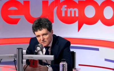 Acuzăţii grave: Europa FM, cu Nicușor Dan, preluată ilegal de Realitatea Plus
