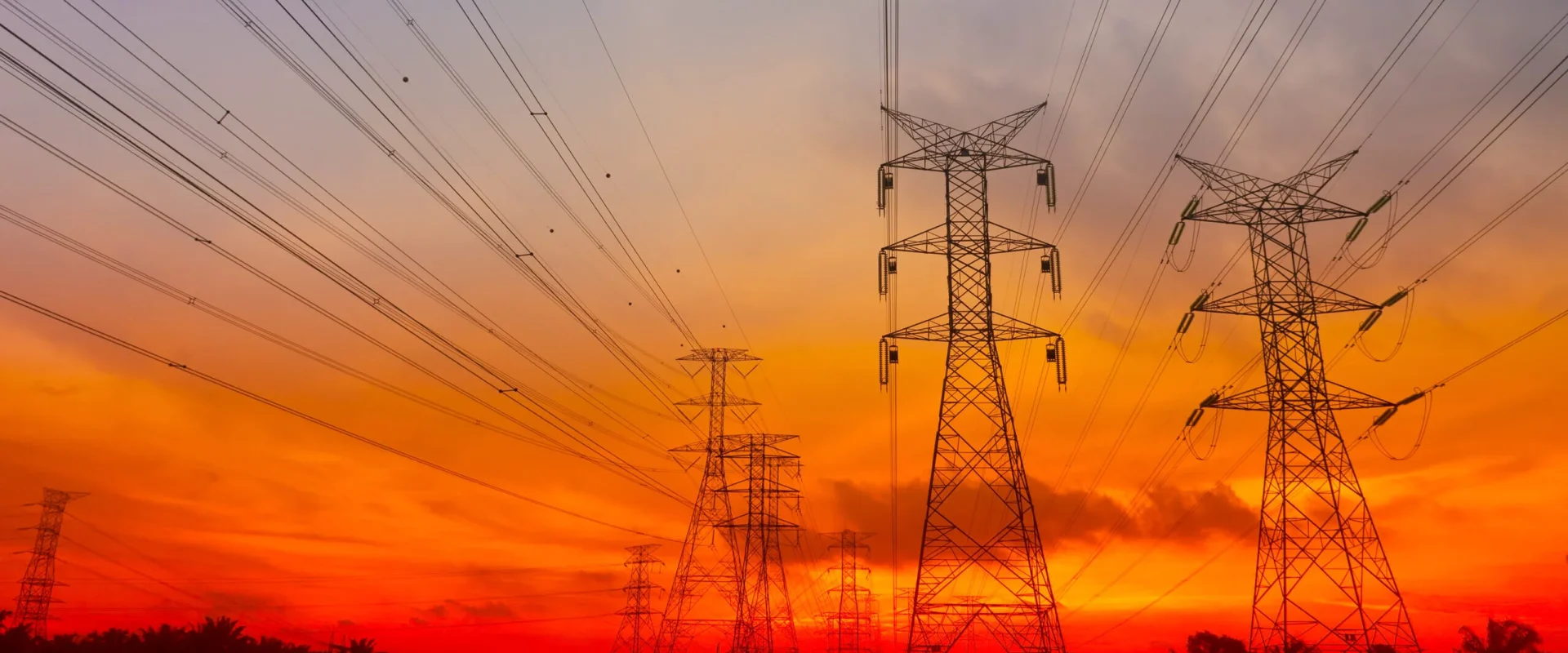 Scăderi DRAMATICE în România: Producția de energie, în picaj, consumul populației, la MINUS