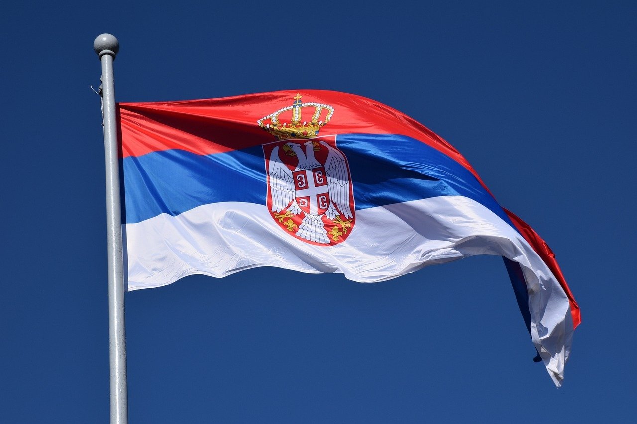 Serbia Risca Sa Piarda Fonduri Importante din Partea Uniunii Europene Din Cauza Apropierii de Rusia Serbia, țara vecină României, ar putea pierde până la 1,5 miliarde de euro din fondurile Uniunii Europene, bani destinați reformelor și pregătirilor pentru aderare