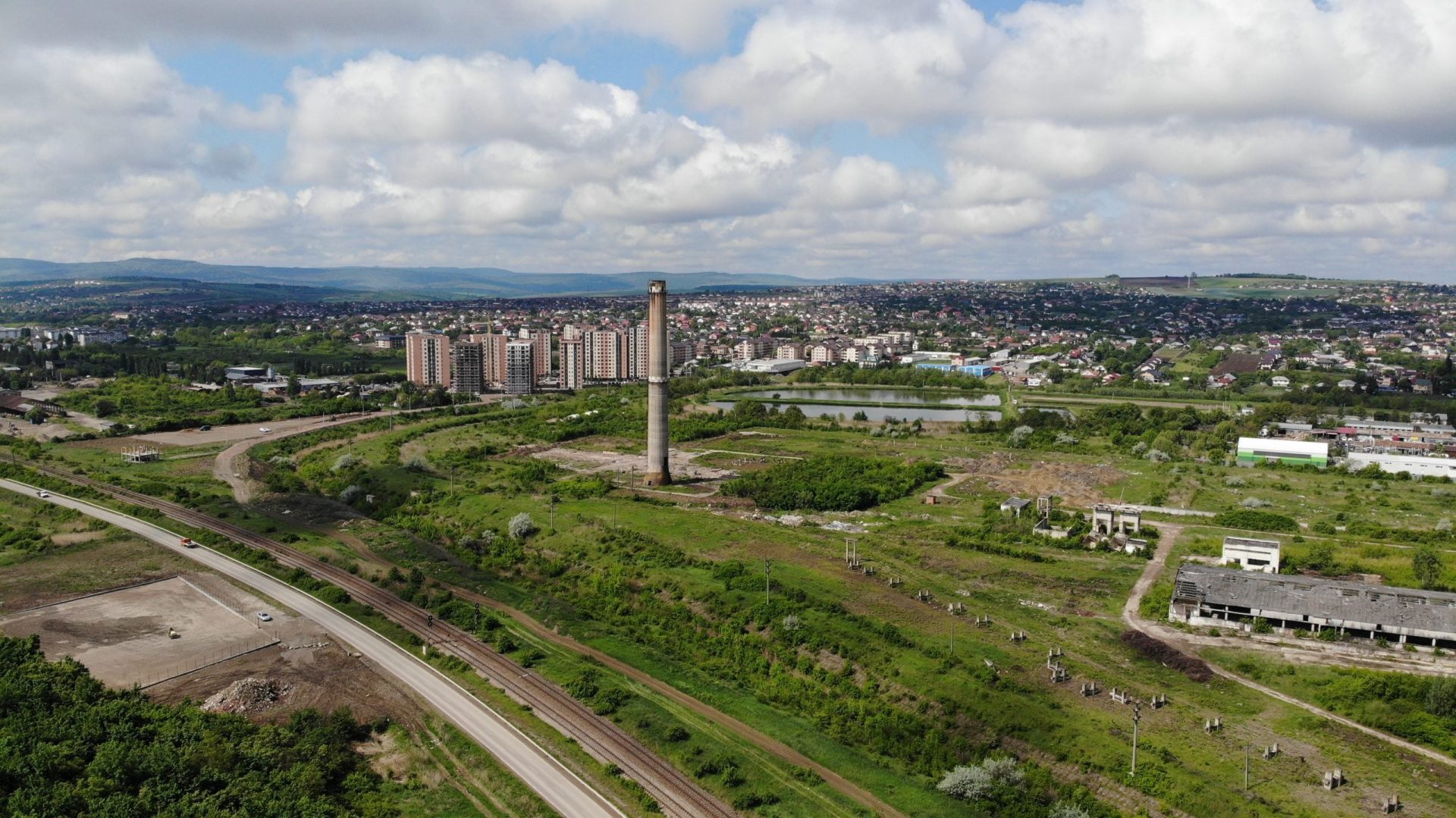 Zeci de mii de navetiști, asfixiați între oraș și periurban, la Iași