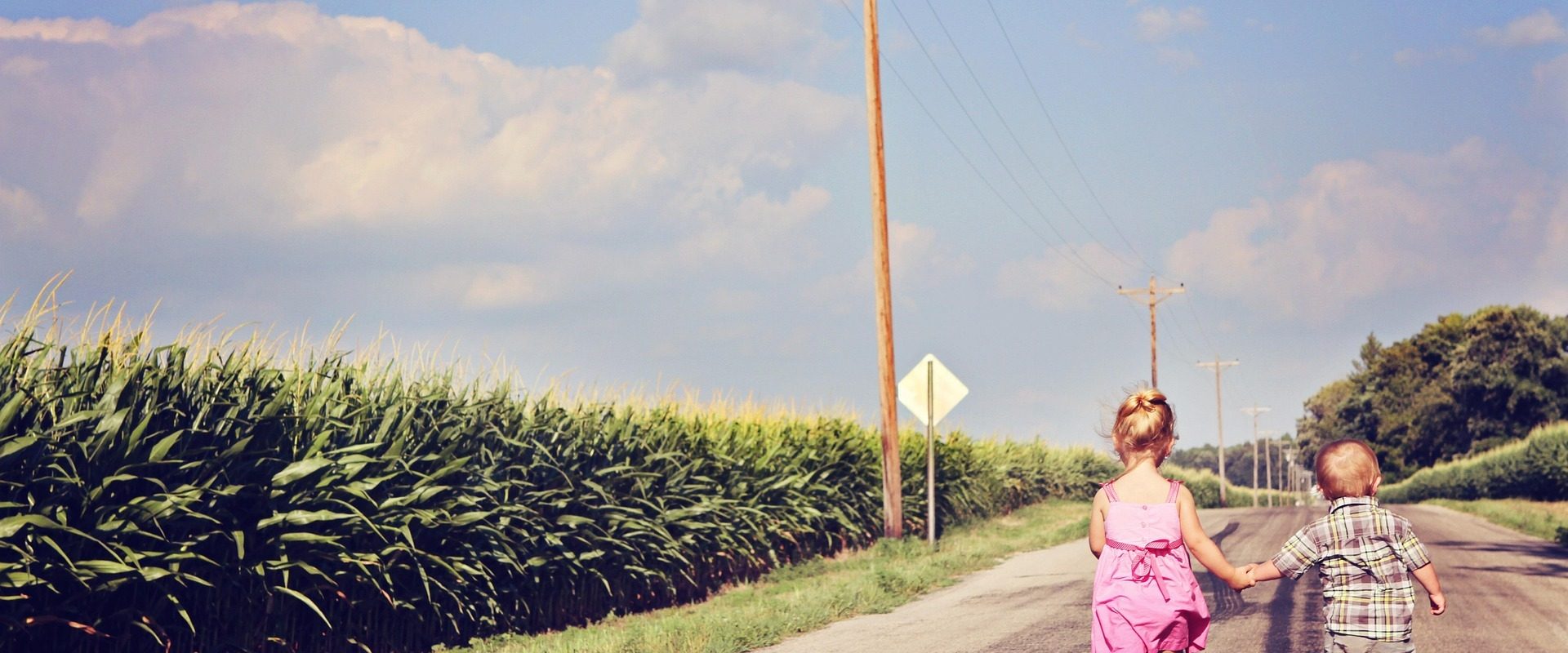 Ziua Fraților și Surorilor: Ce Surprize Ne Așteaptă Azi?