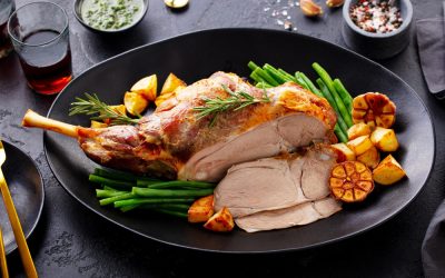 Ce vin merge perfect cu mielul? Secretul gustului desăvârșit