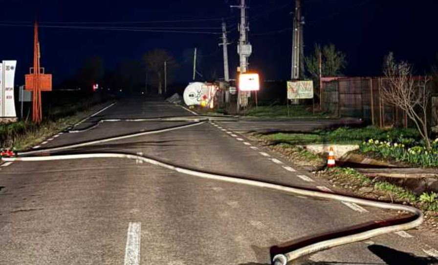 Un accident grav pe DN 1D, în județul PRAHOVA, a dus la evacuarea a zeci de persoane și la oprirea traficului rutier