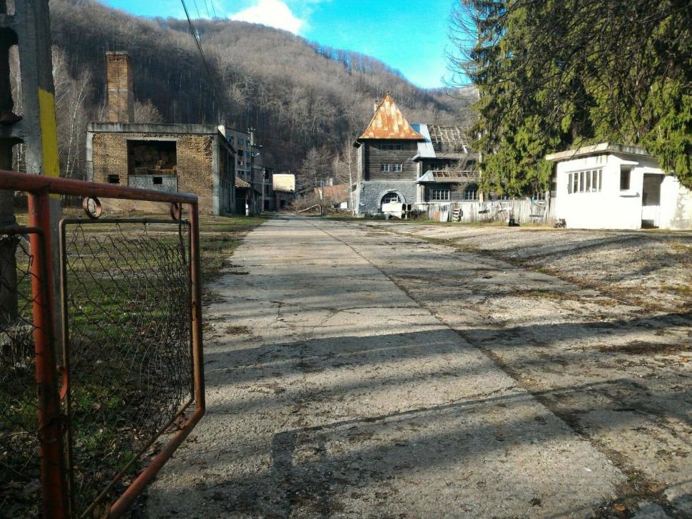 SALROM vrea 21,4 milioane € de la CE pentru mina de grafit de la Baia de Fier