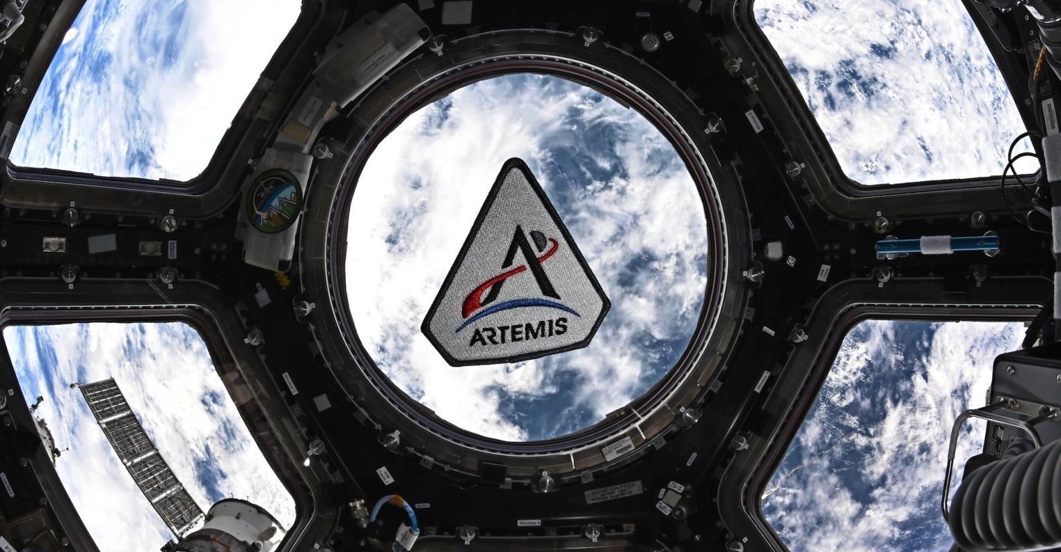 Fragmentarea spațiului cosmic: De ce „gunoiul” orbital nu se vede în pozele astronauților Astronauții de pe viitoarea misiune ARTEMIS II nu vor surprinde în fotografii spectaculoase „centuri” de deșeuri spațiale în jurul Pământului