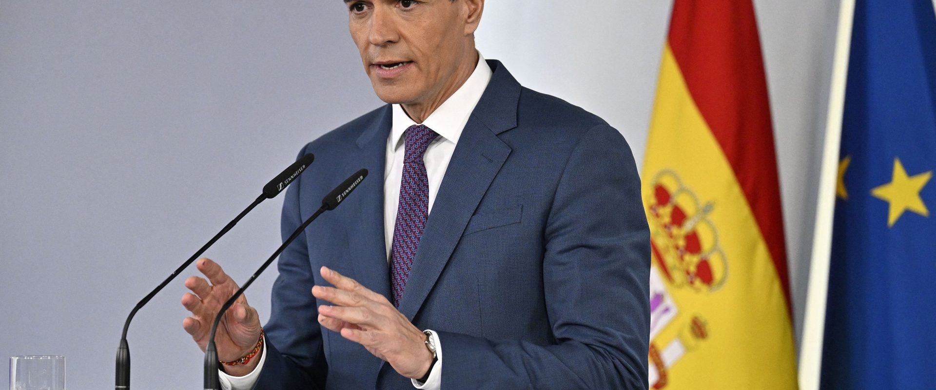 Spania lui Sanchez, după Trump, face ochi dulci Chinei: Noi legături