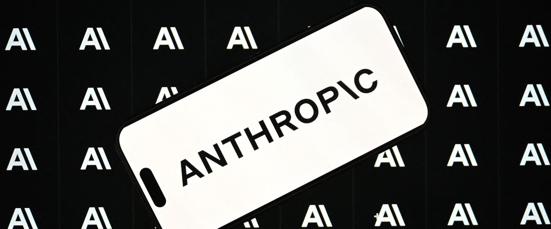 Noua inteligență artificială Mythos: Șefii de stat, amenințați de atacuri cibernetice