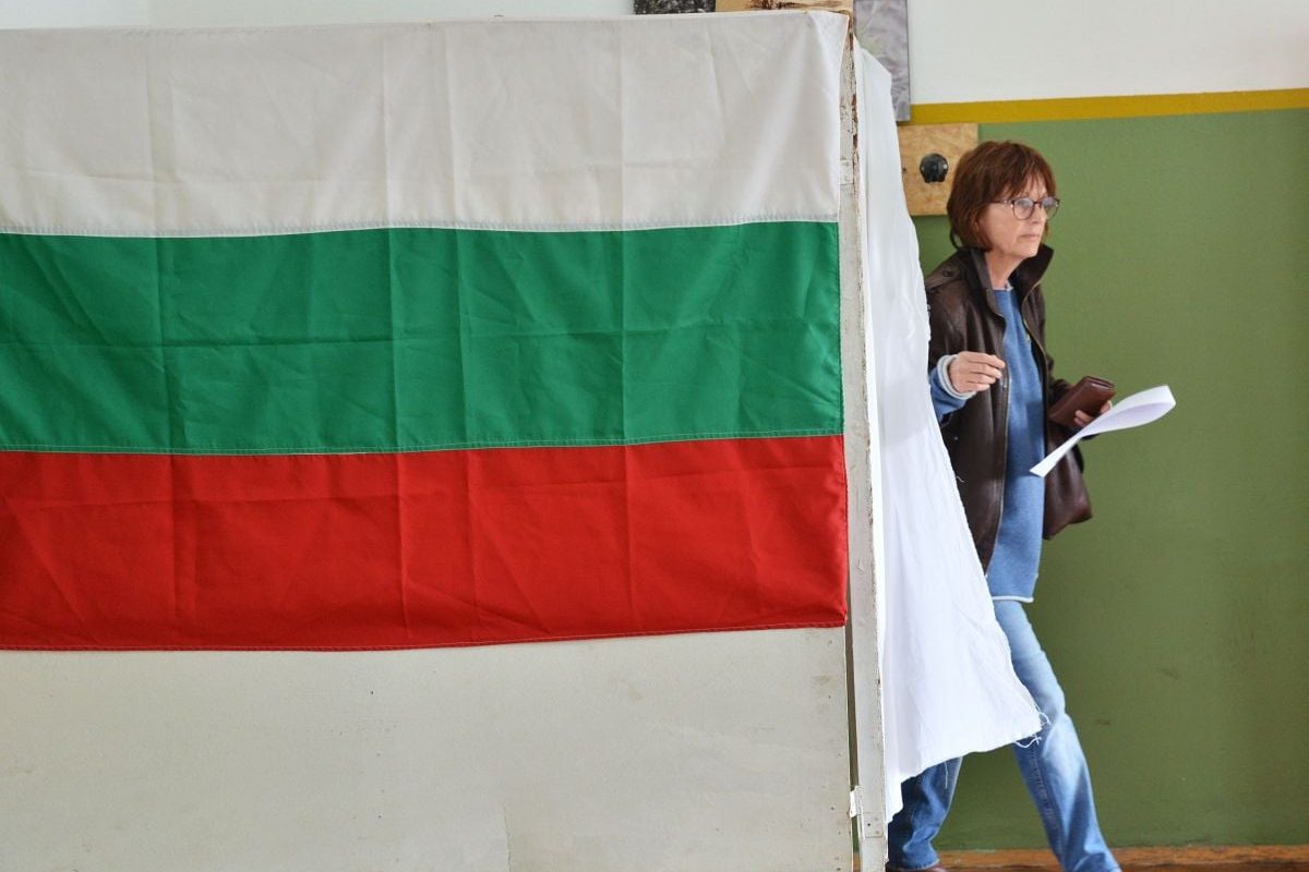 Cinci partide sigure în Parlament, un al șaselea pe muchie de cuțit