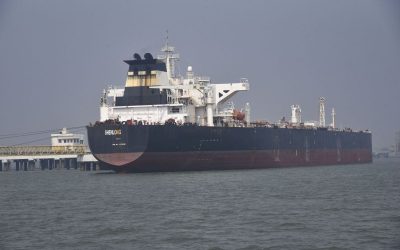 Petrolul, blocat! 20.000 de marinari, prinși pe mare după ce Ormuz s-a închis