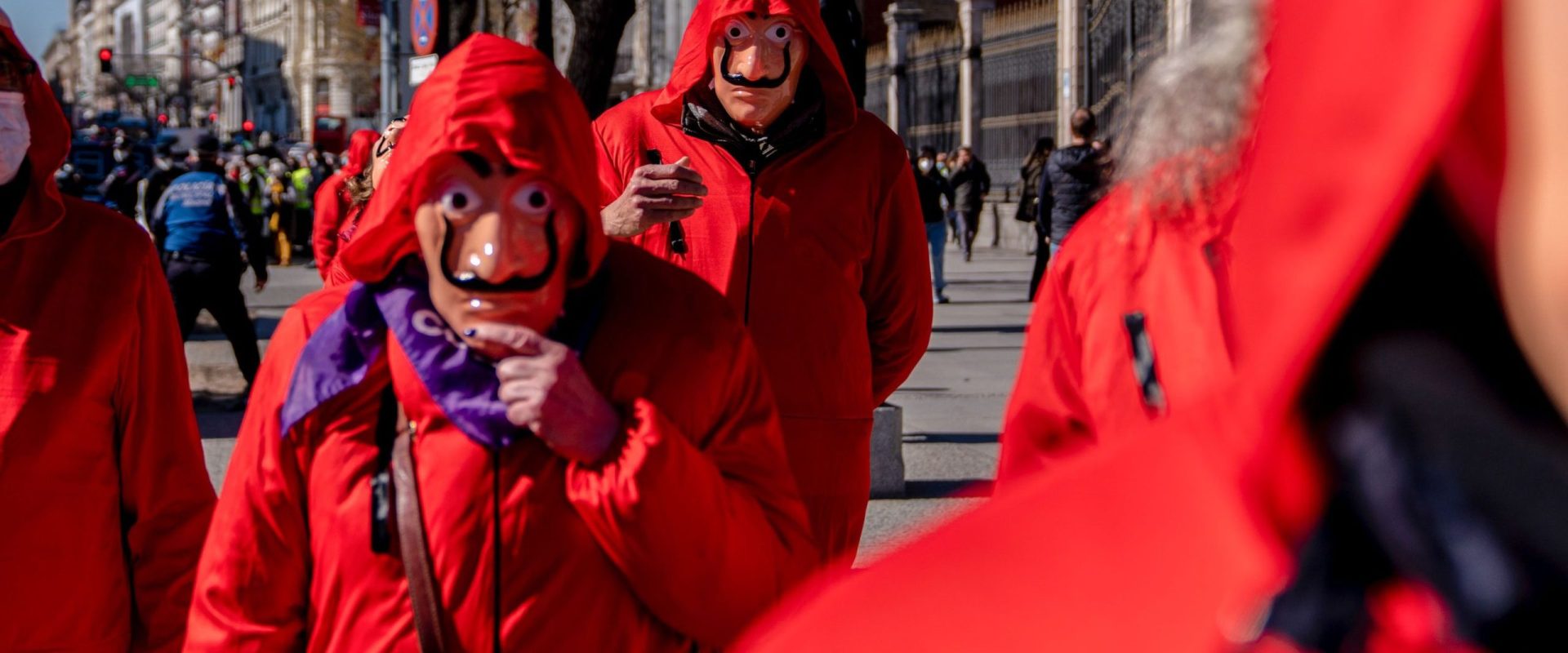 Jaf ca-n „La Casa de Papel” la Napoli: Ostatici, tunel și pistoale de jucărie!