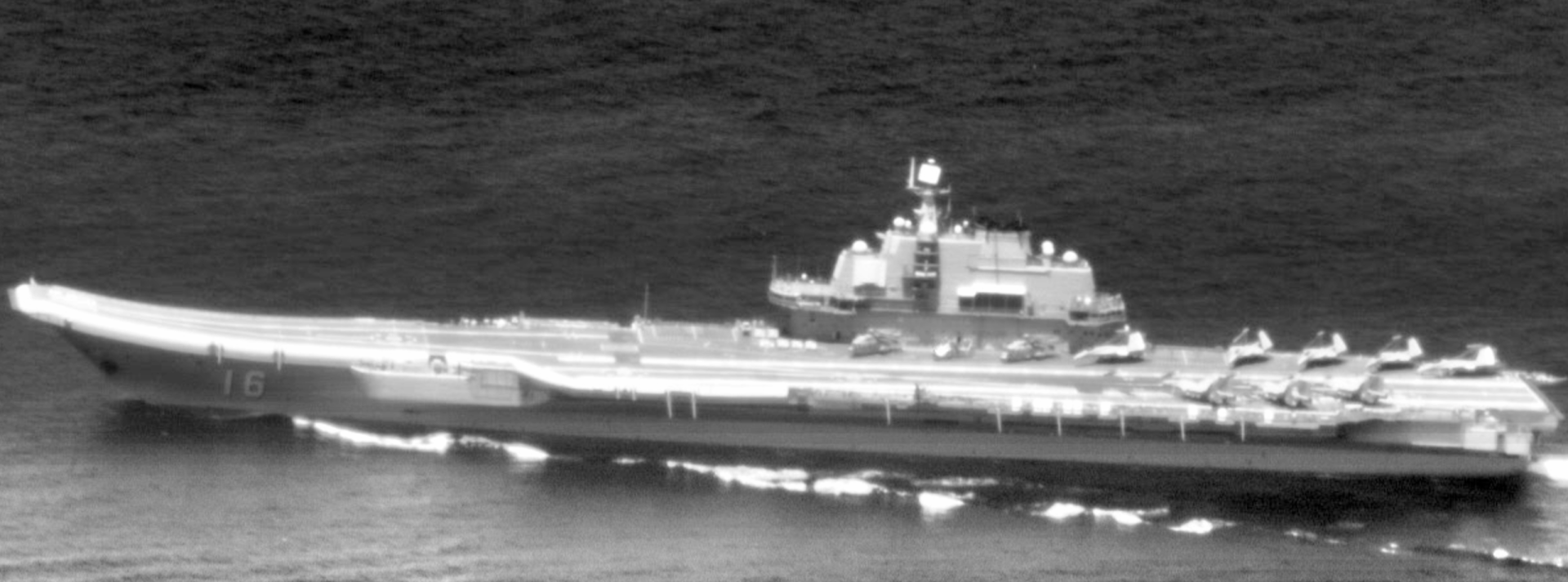 Portavion chinezesc în Strâmtoarea Taiwan: Taipei, în alertă maximă