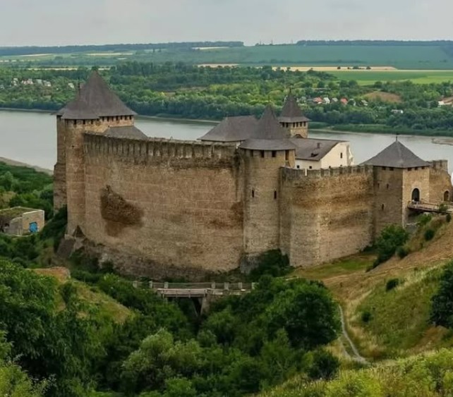 Zid din cetatea lui Ștefan cel Mare, PRĂBUȘIT. Ce s-a întâmplat