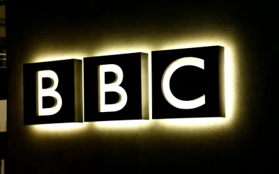 BBC concediază până la 2.000 de angajați: Cea mai amplă restructurare din ultimii 15 ani