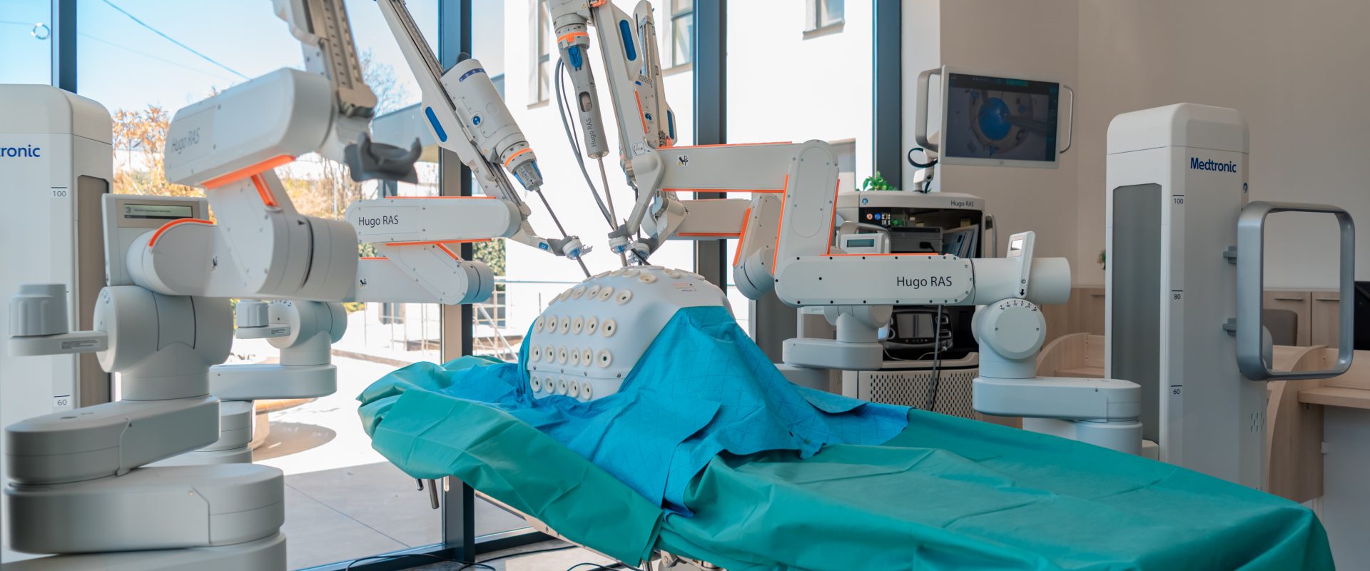 Hugo™ RAS revoluționează chirurgia robotică: Premiera la Ovidius Clinical Hospital
