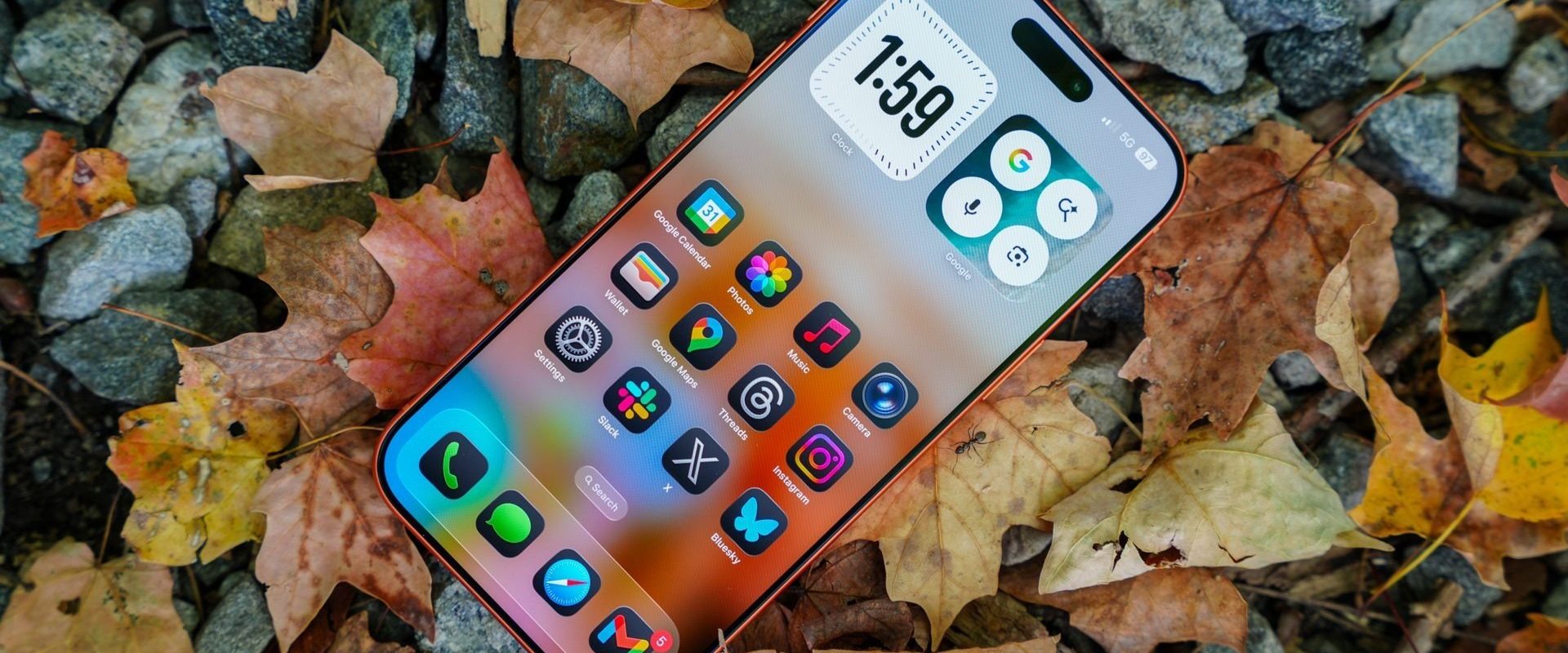 Un iPhone, modelul 17 Pro Max, a primit undă verde de la NASA pentru a fi folosit în misiunea Artemis II, reprezentând o premieră pentru un smartphone comercial în cadrul unei misiuni spațiale cu echipaj uman