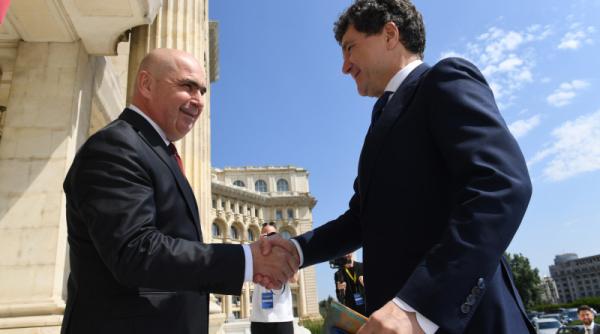 Bolojan rămâne la Guvern, chiar dacă PSD pleacă. Reacția la scenariul 2009