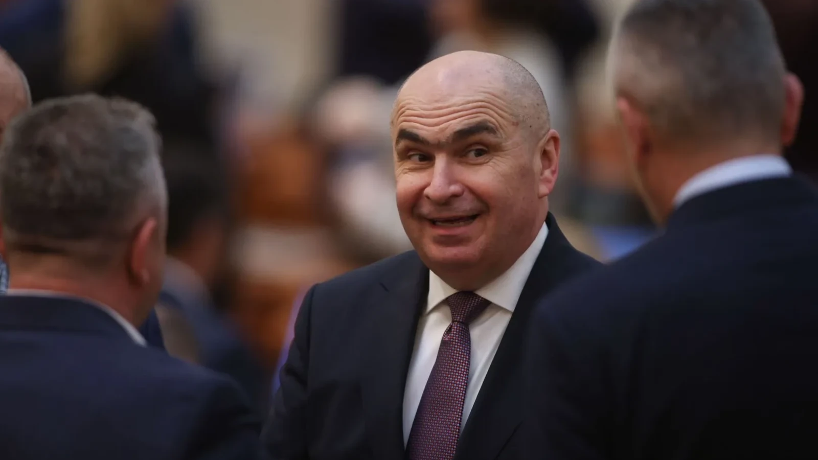 Bolojan: România nu-și mai permite risipa. Reformă urgentă la stat
