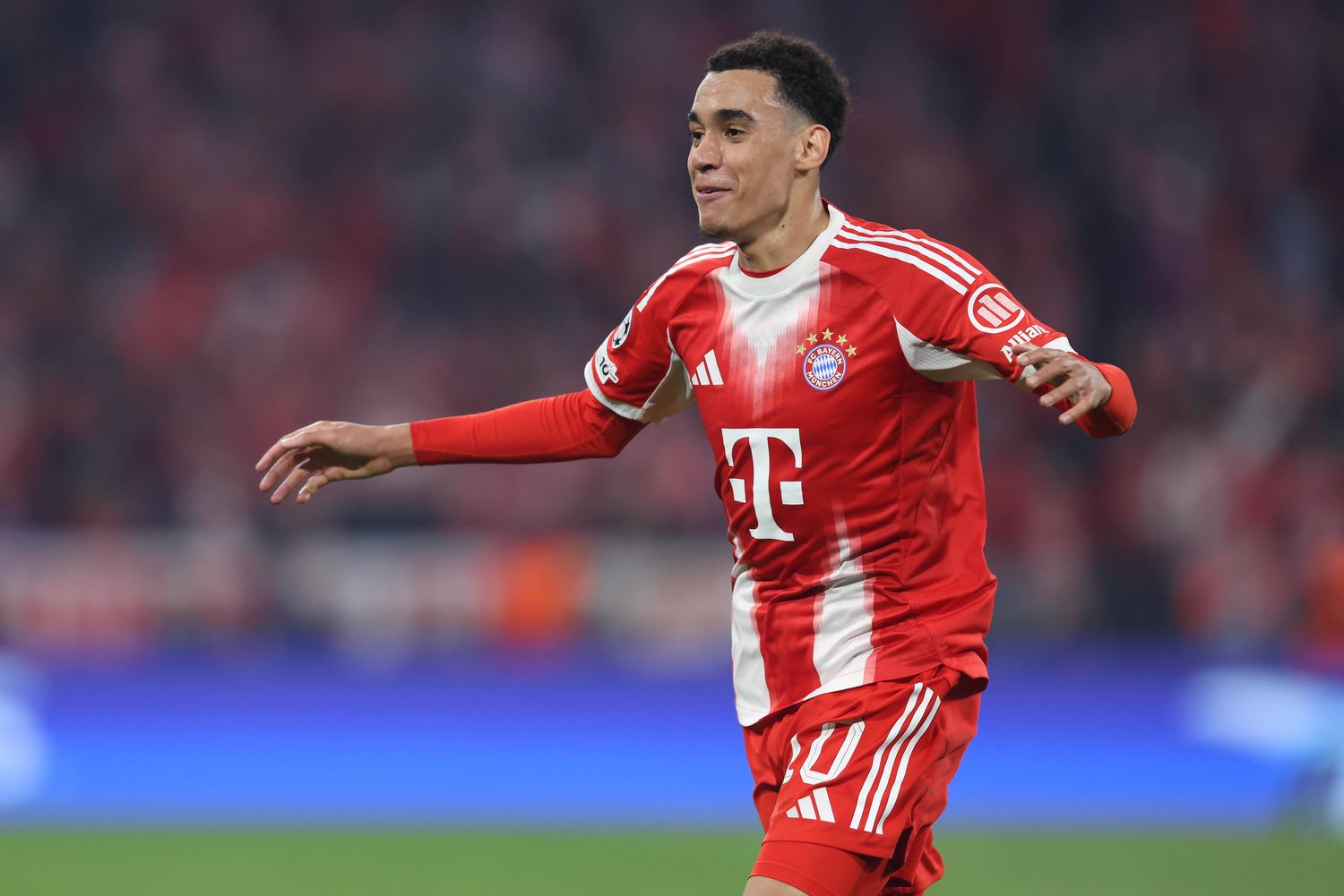Musiala, record absolut în Champions League: Puștiul face istorie!