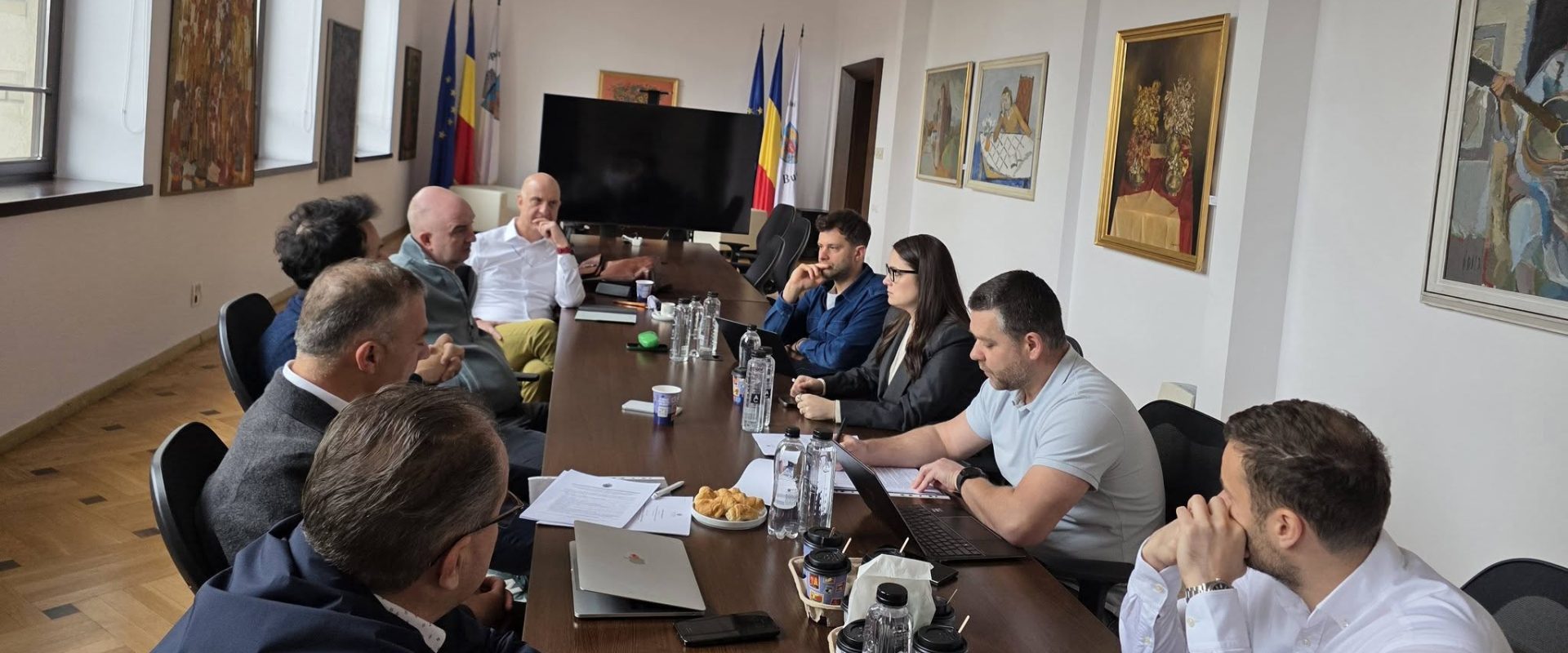 Patronii din București vor terase deschise tot anul