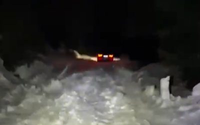 Blocați în noaptea de Înviere: Tatăl și fiul, prinși de nămeți pe munte