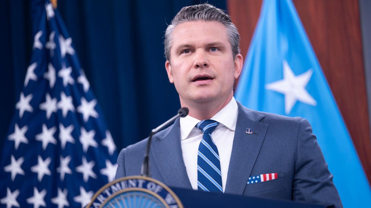 Hegseth, gafe la Pentagon: A citit verset din „Pulp Fiction” drept biblic