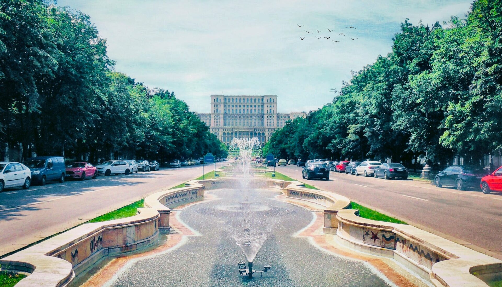 Bucureștenii respiră greu: 75% nemulțumiți de aer. Spațiile verzi, salvarea?