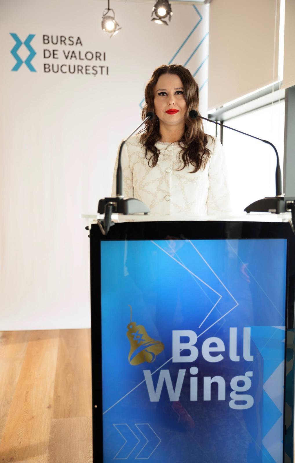 Bursa sfidează băncile: De ce SUA a acumulat 9 trilioane USD mai mult decît UE