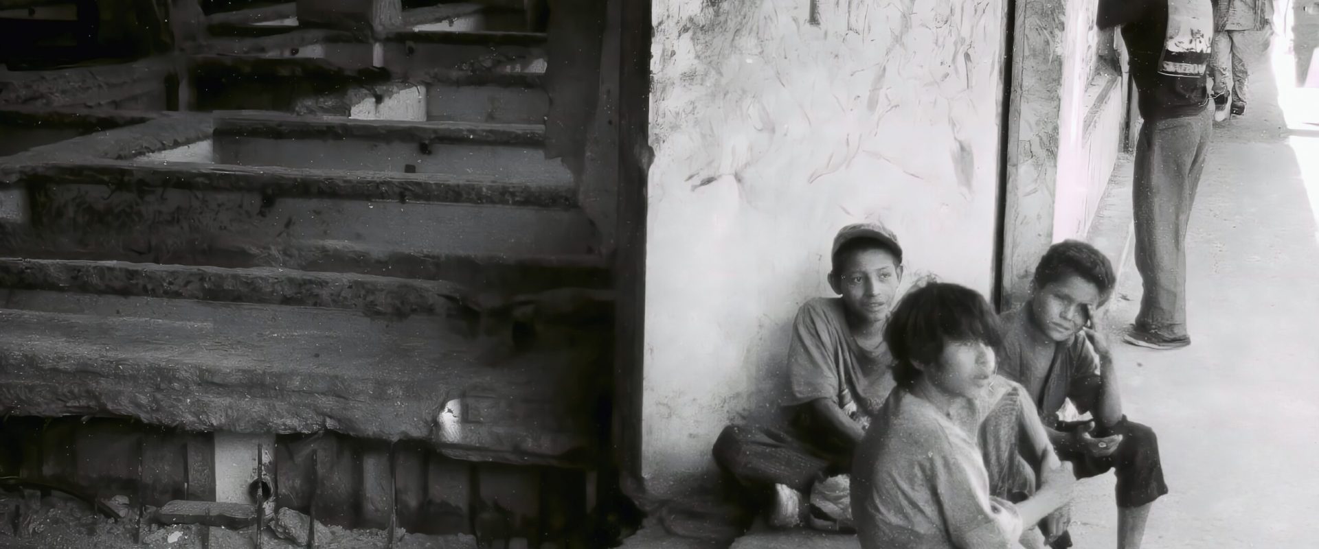 Lege ȘOC: Copii de 12 ani pot primi închisoare pe viață