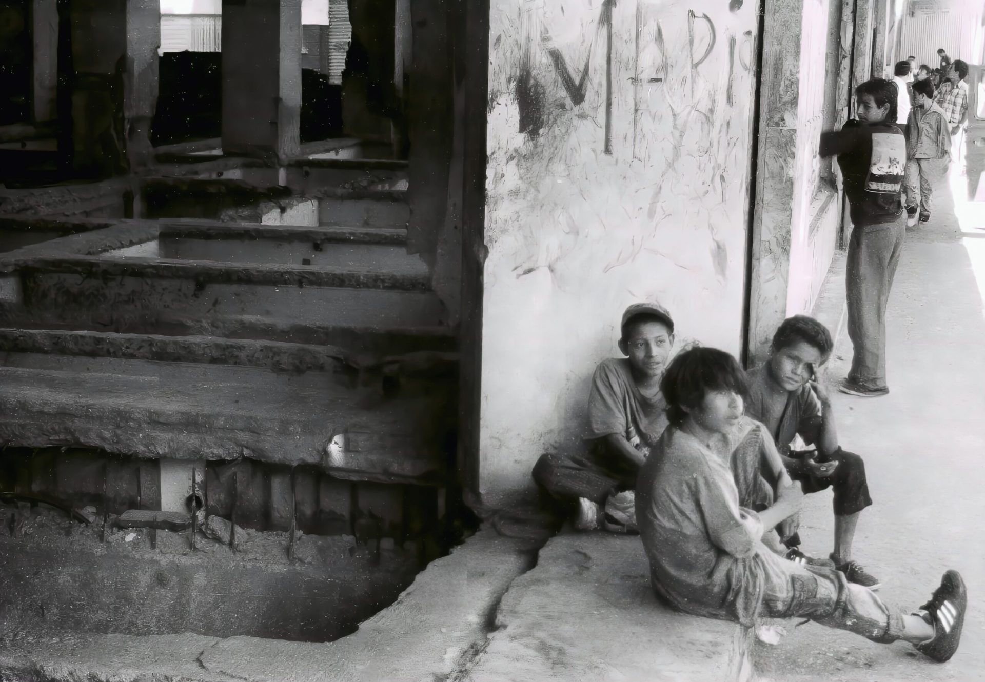 Lege ȘOC: Copii de 12 ani pot primi închisoare pe viață